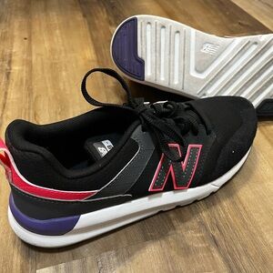 New Balance Kids' Black and Pink Sneakers